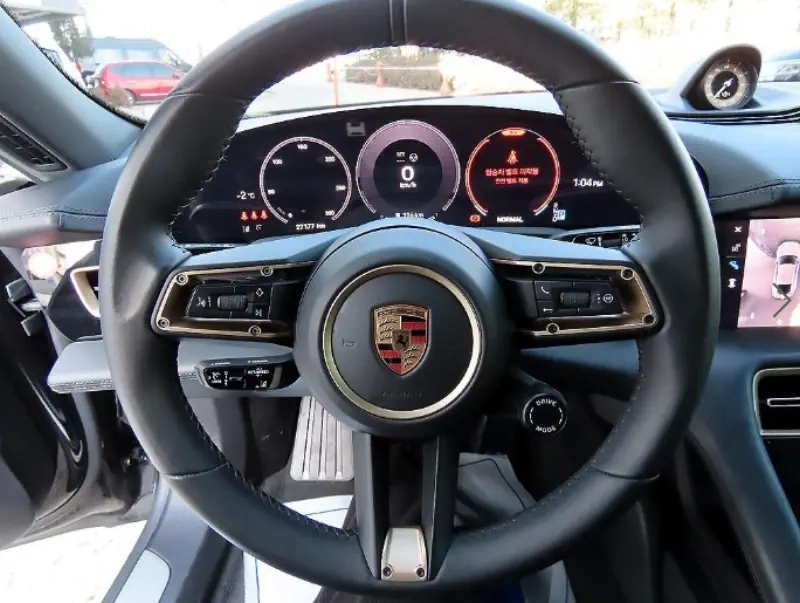 Porsche Taycan