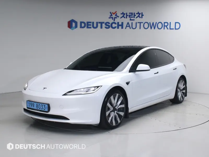 Tesla MODEL 3