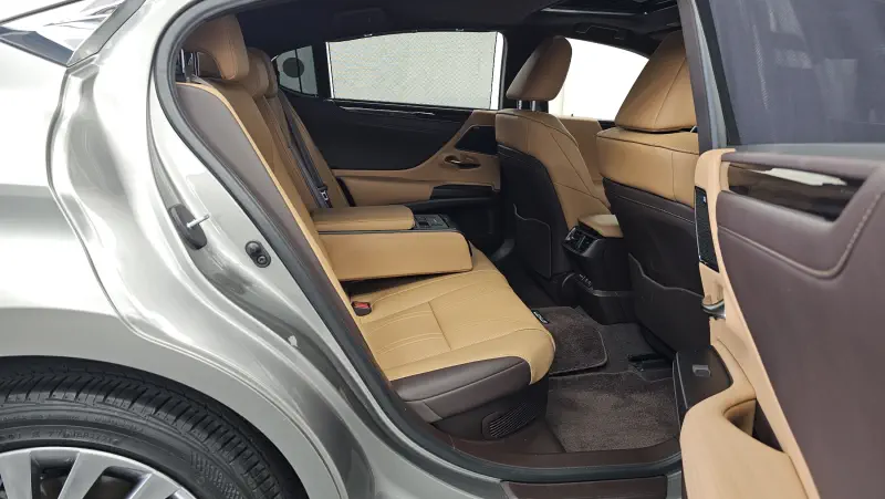 Lexus ES300h