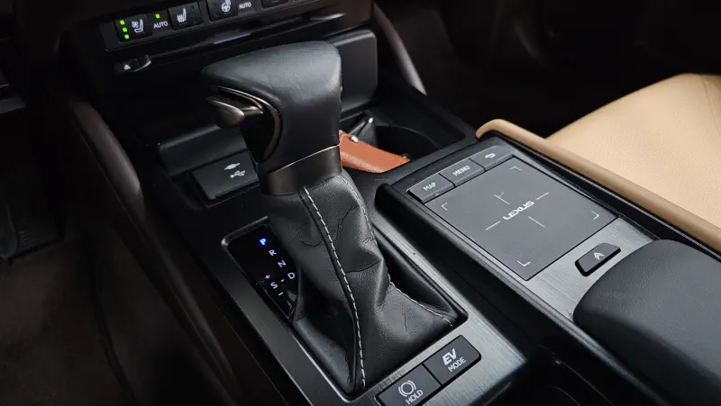 Lexus ES300h