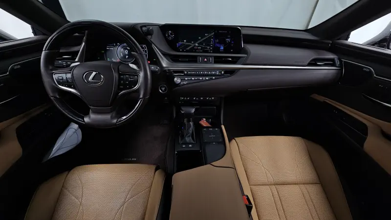 Lexus ES300h