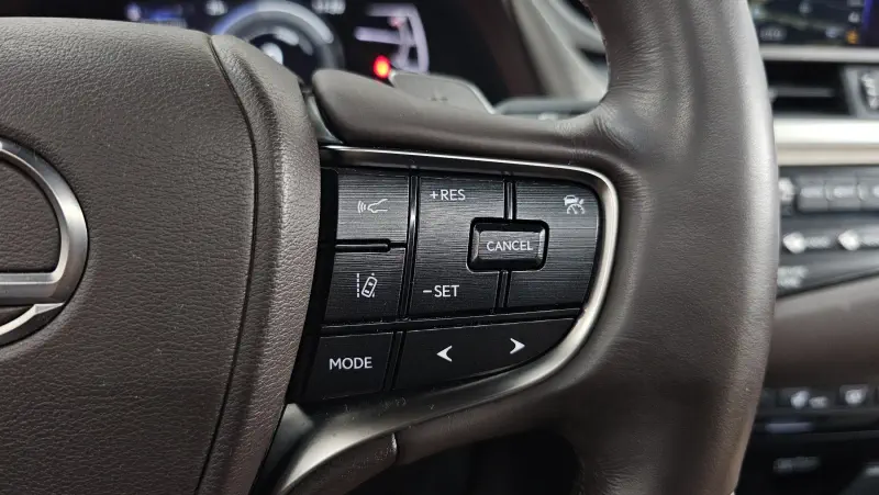 Lexus ES300h