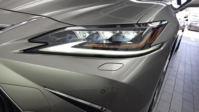 Lexus ES300h