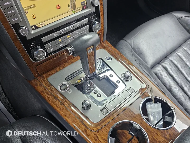 Volkswagen Phaeton
