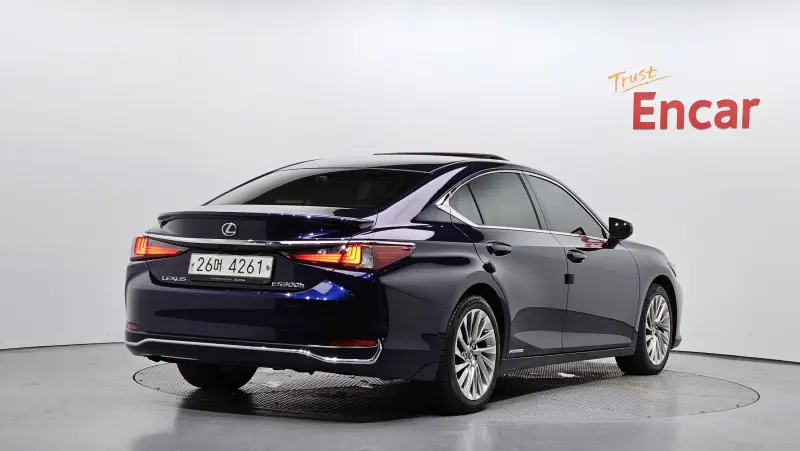 Lexus ES300h
