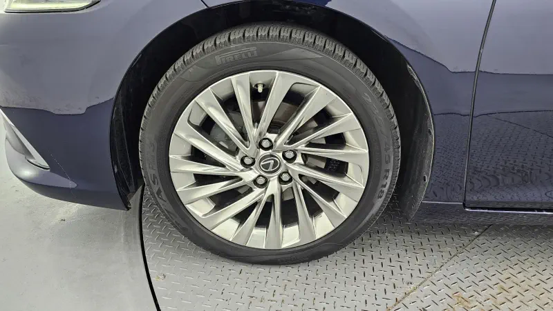 Lexus ES300h