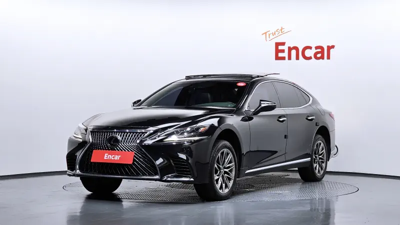 Lexus LS