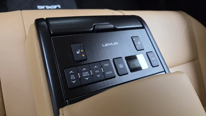 Lexus ES300h