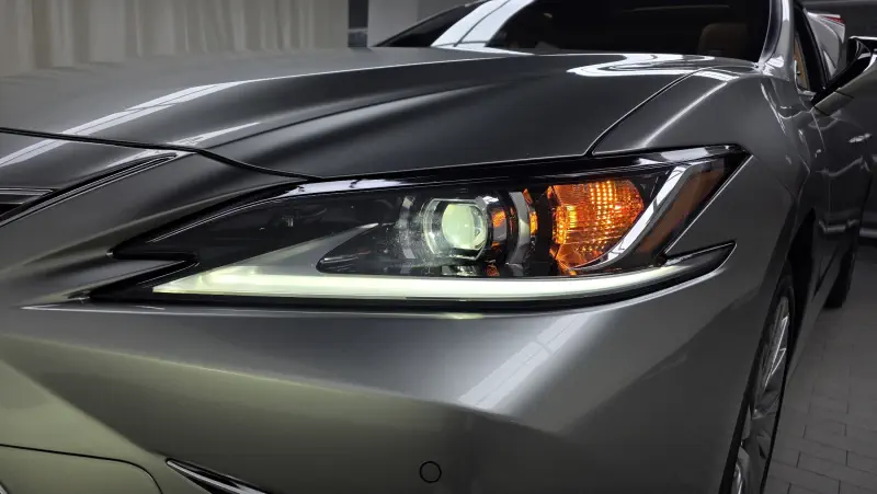 Lexus ES300h