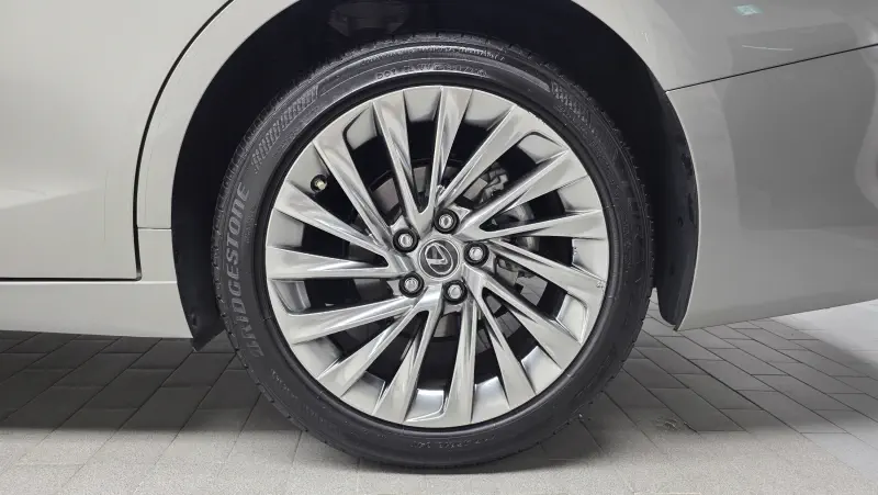 Lexus ES300h