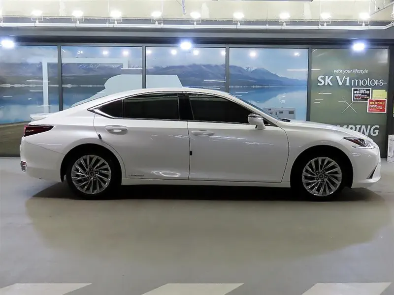 Lexus ES300h