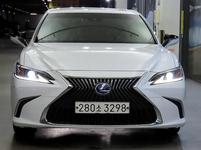 Lexus ES300h
