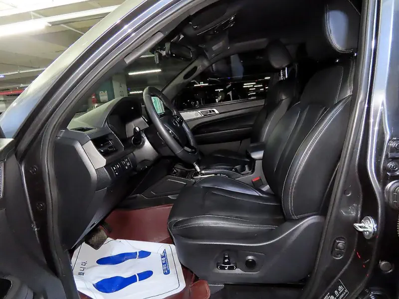 SsangYong Rexton Sports Khan