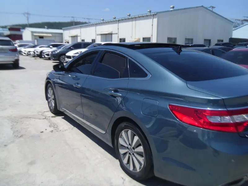 Hyundai Grandeur