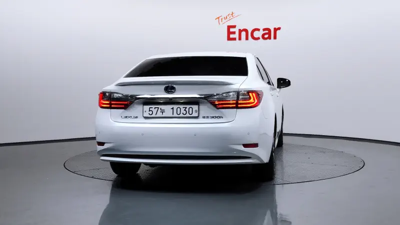 Lexus ES300h