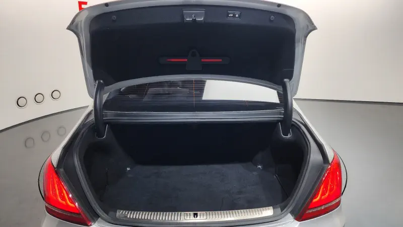 Genesis EQ900
