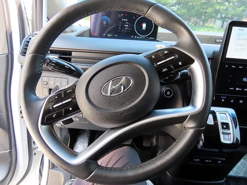 Hyundai ST1