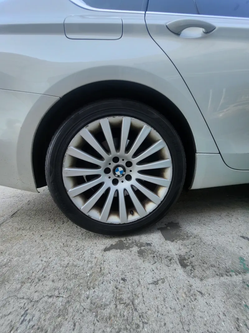 BMW 5-Series Gran Turismo