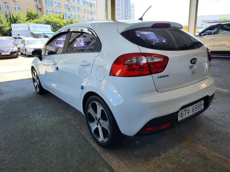 Kia pride