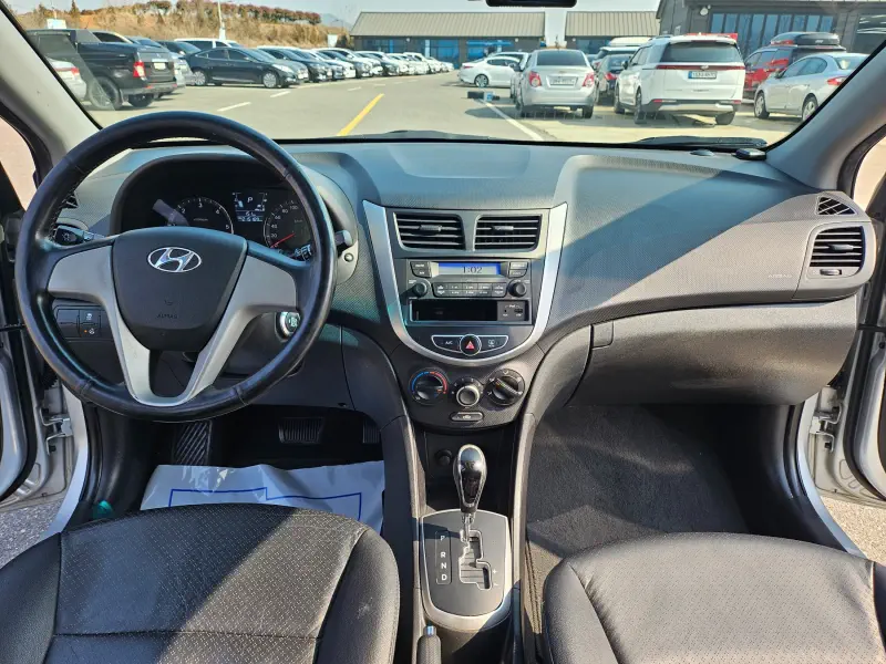 Hyundai Accent