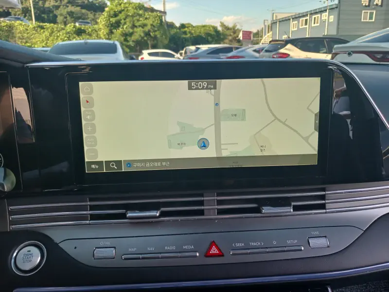 Hyundai Grandeur