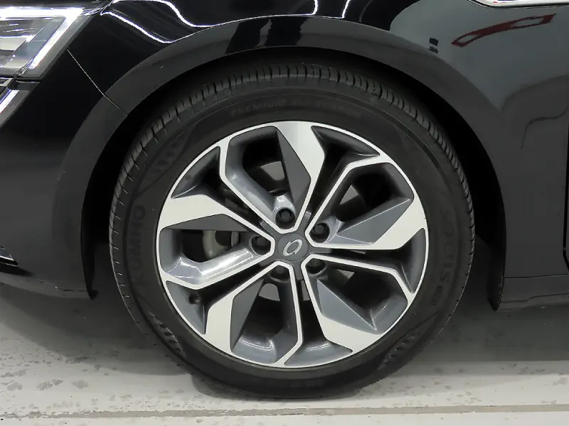 Renault Samsung SM6