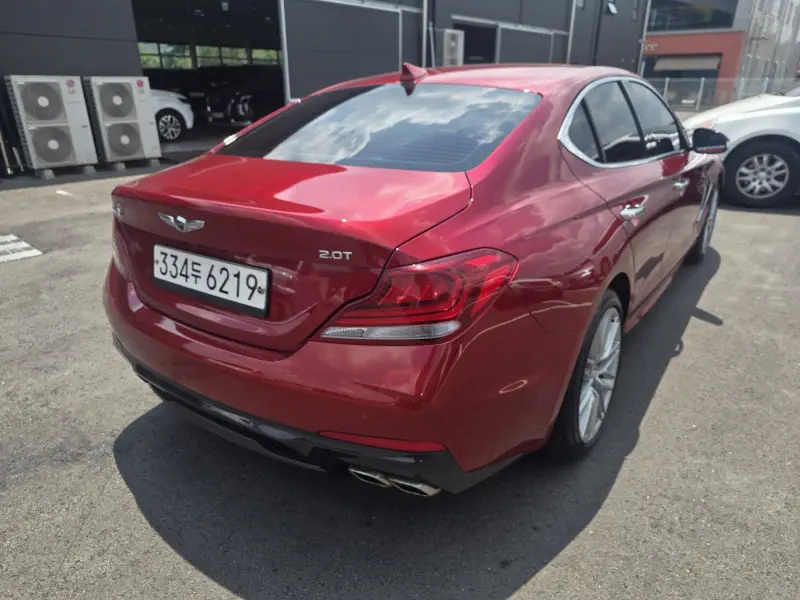 Genesis G70