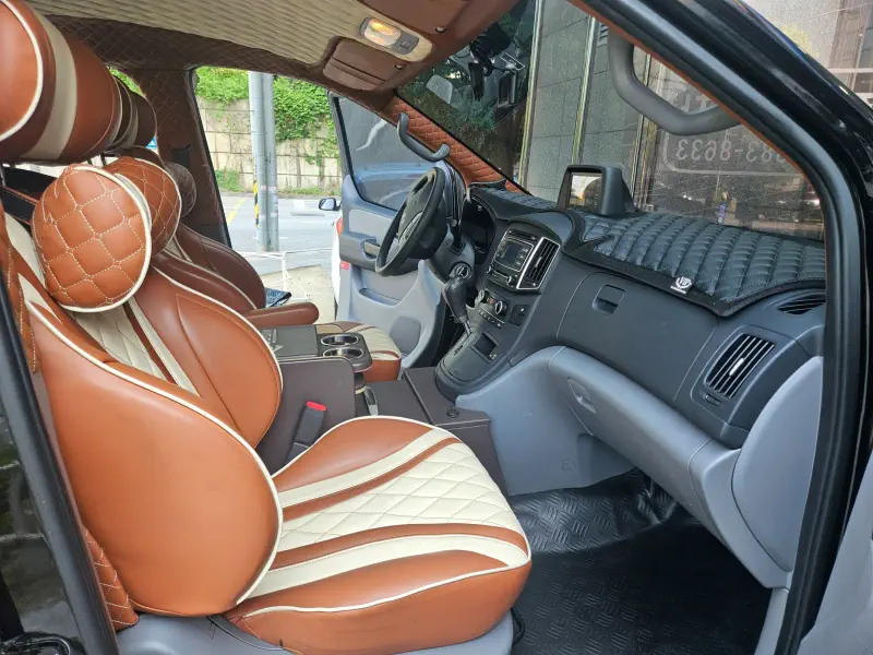 Hyundai Grand Starex