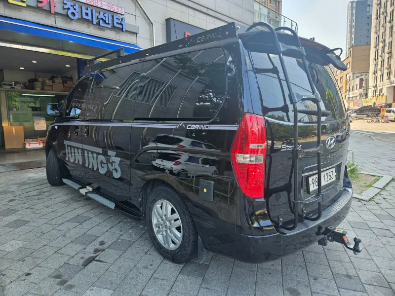 Hyundai Grand Starex