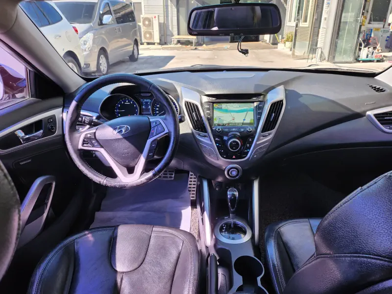 Hyundai Veloster