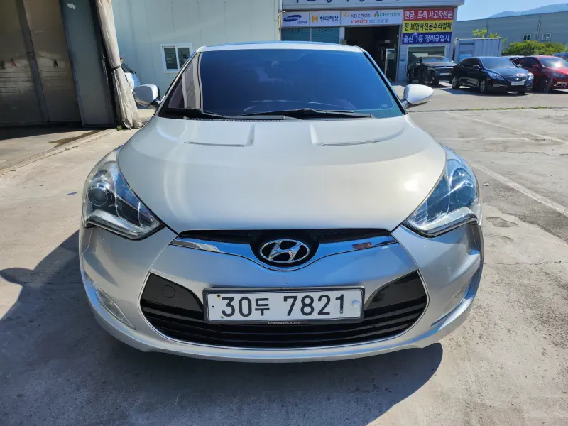 Hyundai Veloster