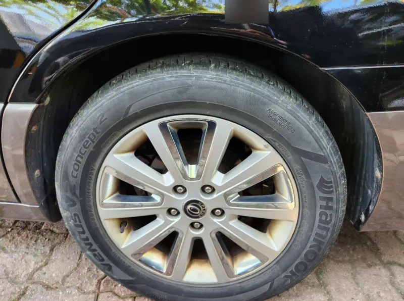 Kia OPIRUS