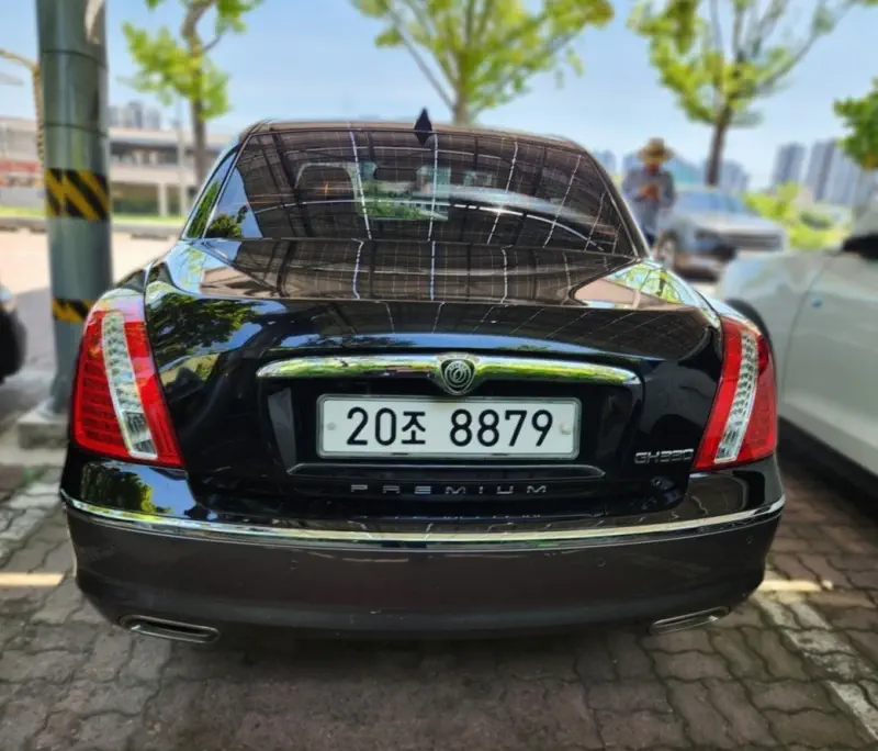 Kia OPIRUS