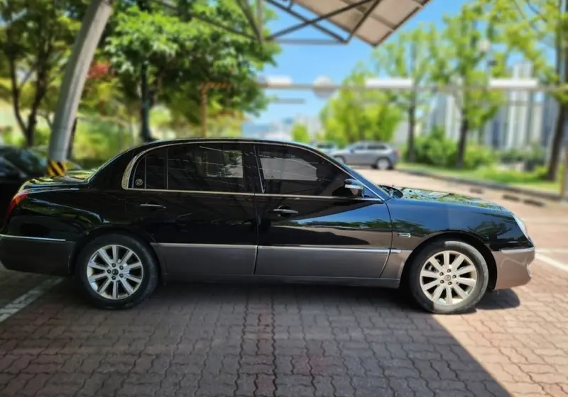 Kia OPIRUS