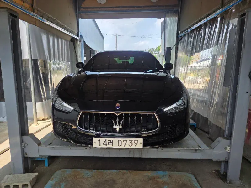 Maserati Ghibli