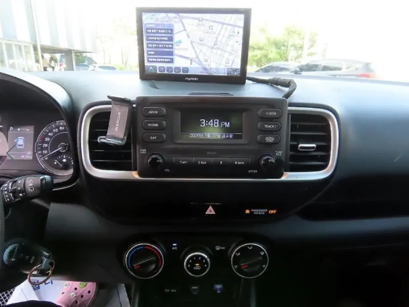 Hyundai Venue
