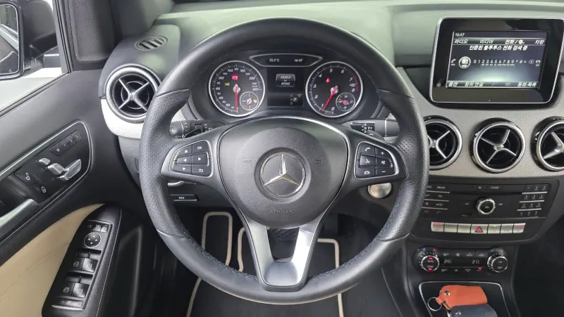 Mercedes-Benz B-Class