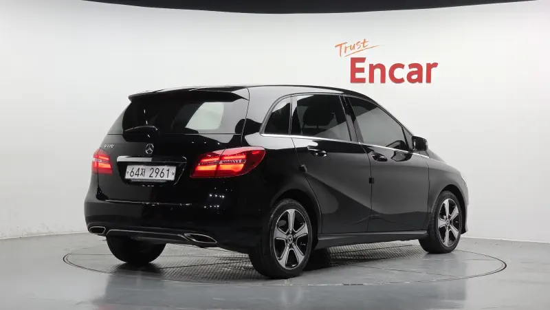 Mercedes-Benz B-Class