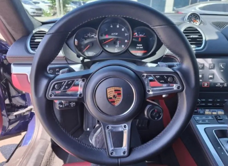 Porsche Cayman