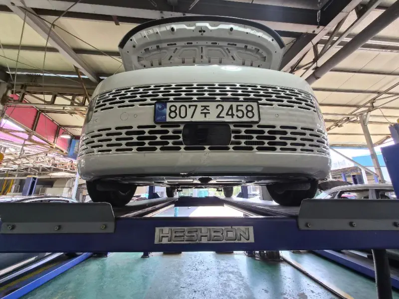 Hyundai Staria