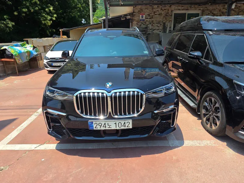 BMW X7