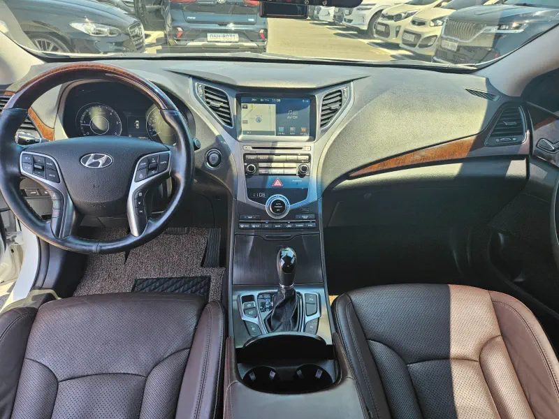 Hyundai Grandeur
