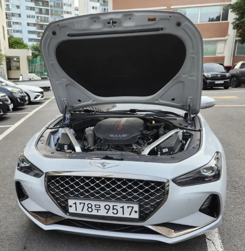 Genesis G70