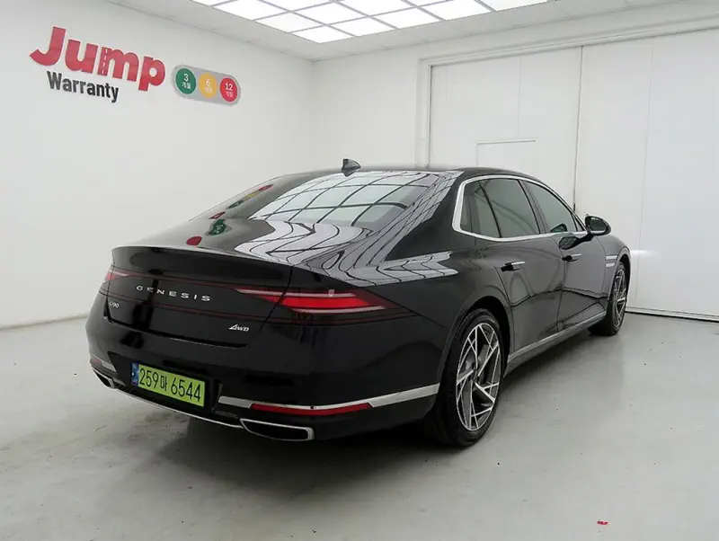 Genesis G90