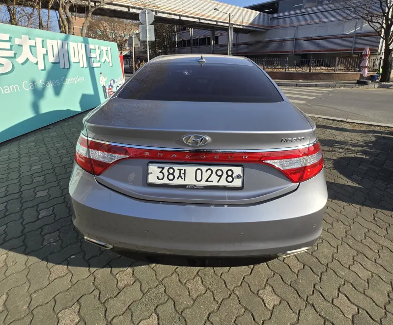 Hyundai Grandeur