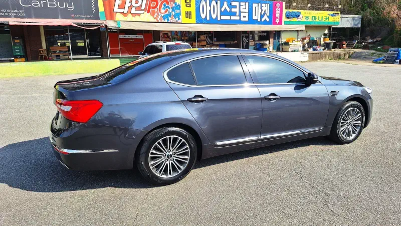 Kia K7