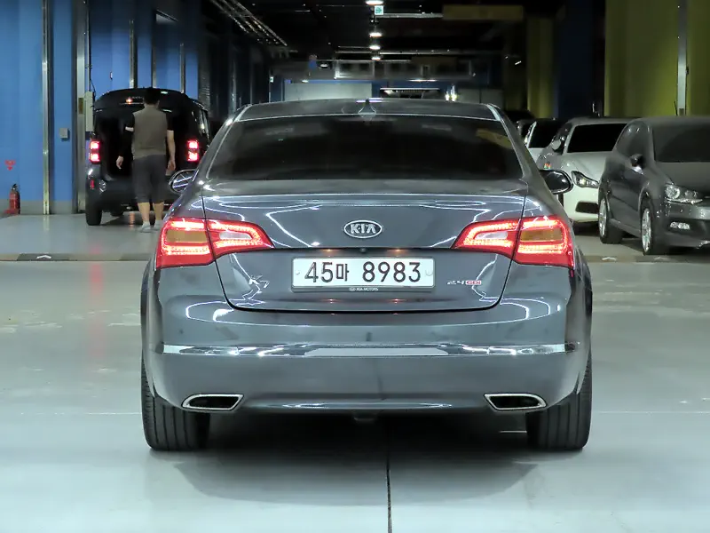 Kia K7