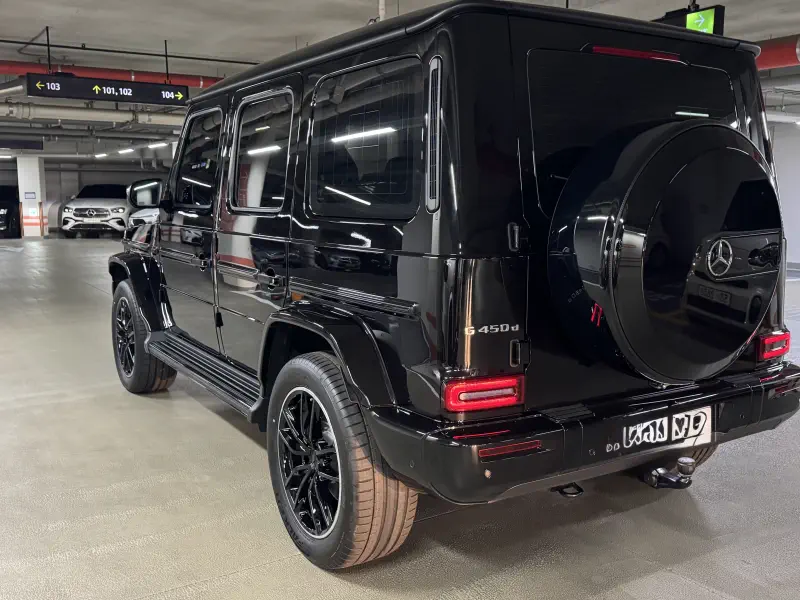 Mercedes-Benz G-Class