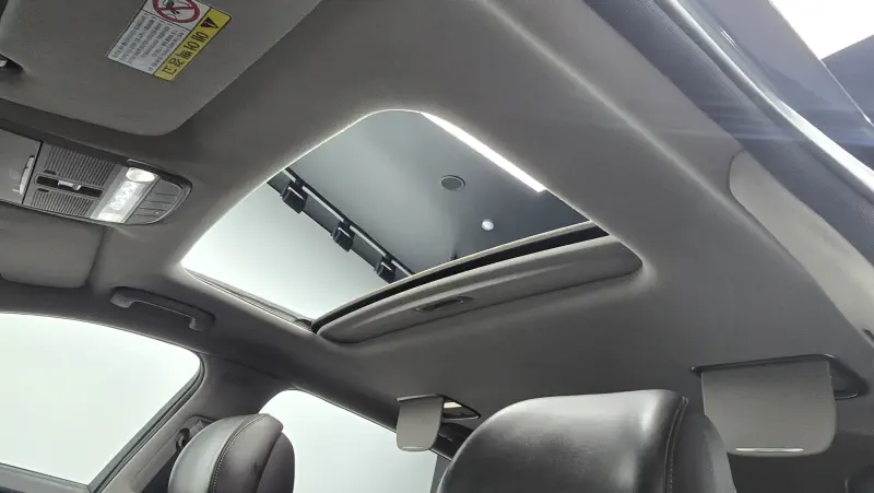 Genesis EQ900
