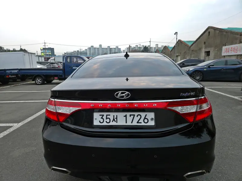 Hyundai Grandeur